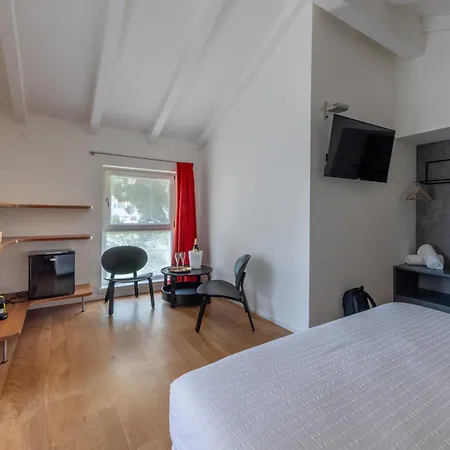 La Barchessa Loft & Rooms - Free Parking Trento Exterior photo
