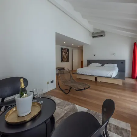 La Barchessa Loft & Rooms - Free Parking Trento Exterior photo
